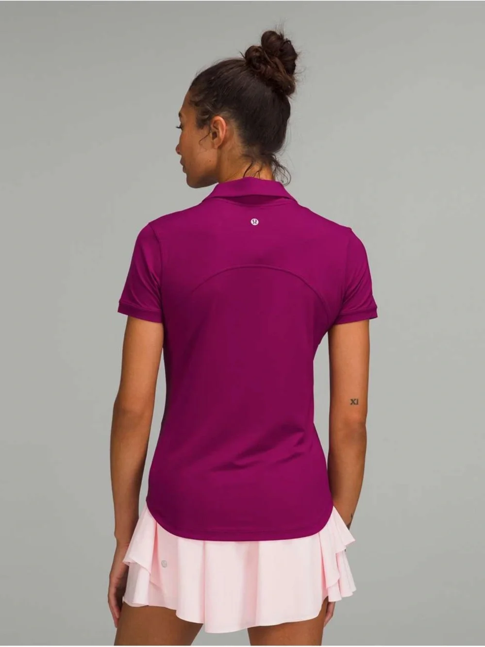 Lululemon Quick-Drying Short Sleeve Polo Shirt- Size 2 - Picture 5 of 10